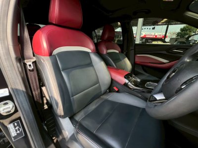 MG 5 1.5 X sunroof	AT YEAR 2021