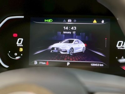 MG 5 1.5 X sunroof	AT YEAR 2021