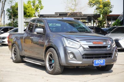 ISUZU  DMAX cab 1.9 Hi-lander L MT YEAR 2019