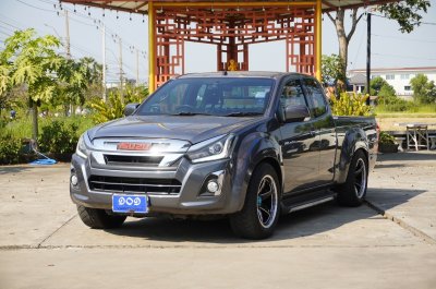 ISUZU  DMAX cab 1.9 Hi-lander L MT YEAR 2019