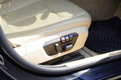 BMW 320i 2.0 (F30) AT YEAR 2015