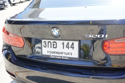 BMW 320i 2.0 (F30) AT YEAR 2015