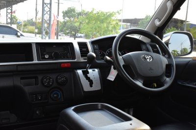 TOYOTA VENTURY 3.0 G AT YEAR 2019