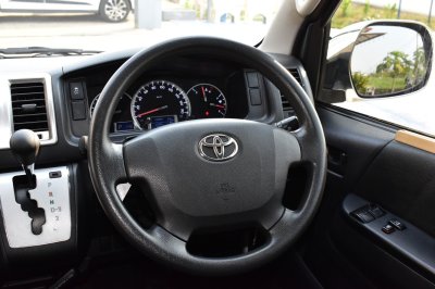 TOYOTA VENTURY 3.0 G AT YEAR 2019