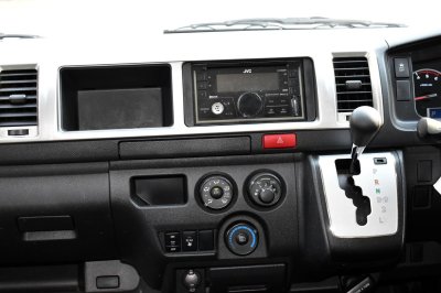 TOYOTA VENTURY 3.0 G AT YEAR 2019