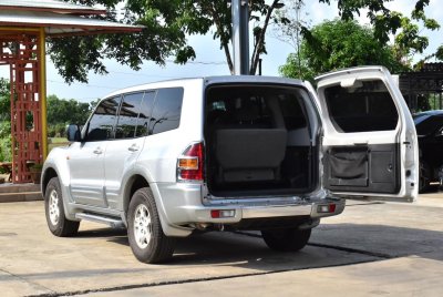MITSUBISHI PAJERO 3.5 GLS 4WD (petrol)	AT YEAR 2001