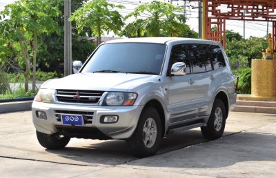 MITSUBISHI PAJERO 3.5 GLS 4WD (petrol)	AT YEAR 2001