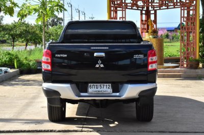MITSUBISHI TRITON 4ประตู 2.4 GLS LTD PLUS MT ปี 2017