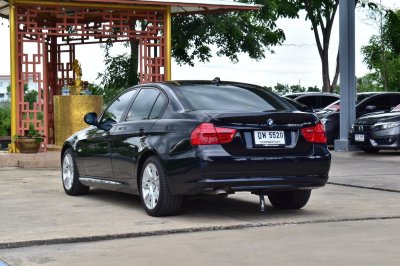 BMW 320d 2.0 SE AT ปี 2010