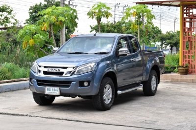 ISUZU DMAX cab 2.5 hi-lander Z MT YEAR 2013