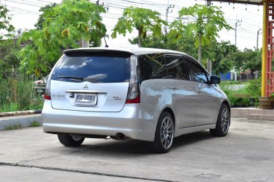 MITSUBISHI Spacewagon 2.4 AT ปี 2005