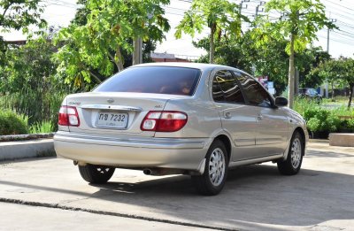 NISSAN SUNNY NEO 1.6 AT YEAR 2001