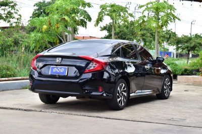 HONDA CIVIC (FC) 1.8 EL AT YEAR 2017