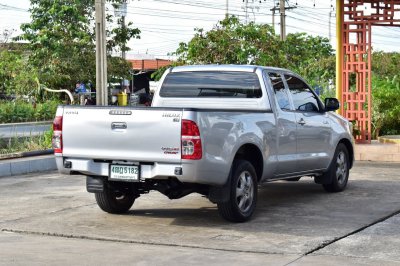 TOYOTA VIGO CAB 2.5 E YEAR 2015