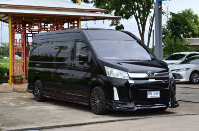 TOYOTA	COMMUTER 2.8 VIP ปี 2021