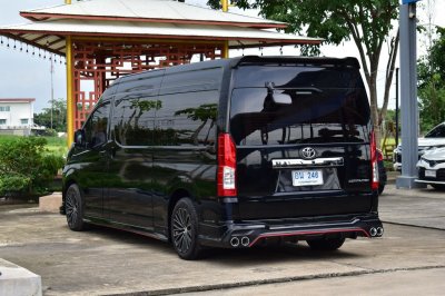 TOYOTA	COMMUTER 2.8 VIP ปี 2021
