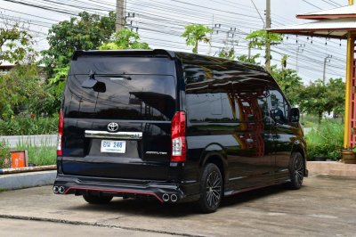 TOYOTA	COMMUTER 2.8 VIP ปี 2021