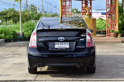 TOYOTA PRIUS 1.8 STANDARD GRADE ปี 2012
