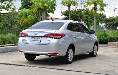 TOYOTA YARIS ATIV 1.2 E AT ปี 2018