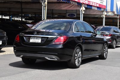 BENZ C220d 2.0 W205 AVANTGARDE AT ปี 2019