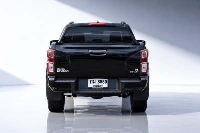 ISUZU DMAX 4ประตู 3.0 VCROSS M 4WD ปี 2023