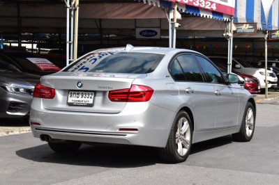 BMW 330e 2.0 ICONIC AT ปี 2020