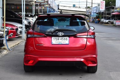 TOYOTA	YARIS 1.2 SPORT AT ปี 2021