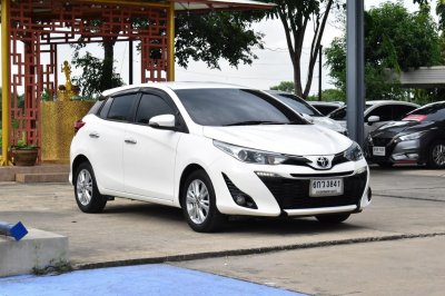 TOYOTA YARIS 1.2 G  AT ปี 2017