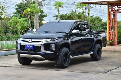 MITSUBISHI TRITON 4ประตู 2.4 GT PREMIUM 4WD ปี 2019