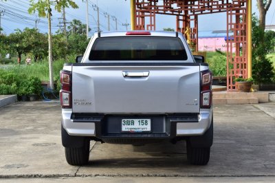 ISUZU DMAX CAB 3.0 VCROSS Z 4WD YEAR 2023