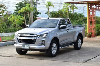 ISUZU DMAX CAB 3.0 VCROSS Z 4WD YEAR 2023