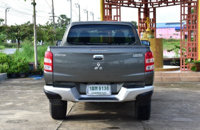 MITSUBISHI TRITON CAB 2.4 GLX PLUS ปี 2015