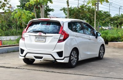 HONDA JAZZ 1.5 V+ ปี 2016