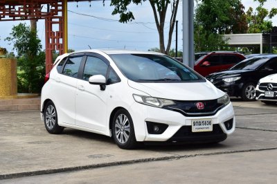 HONDA JAZZ 1.5 V+ ปี 2016