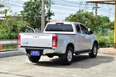 ISUZU DMAX CAB 1.9 Z HI-LANDER YEAR 2018