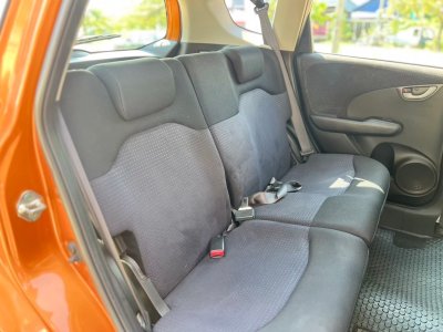 HONDA JAZZ 1.5 S AT ปี 2012