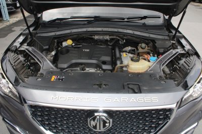 MG HS PHEV 1.5 AT 2021