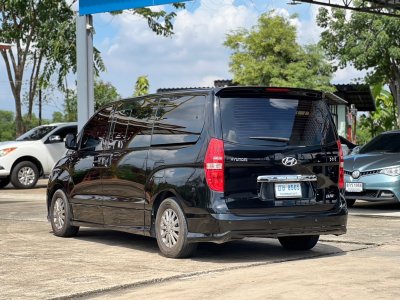 HYUNDAI H1 2.5 ELITE	AT 2017