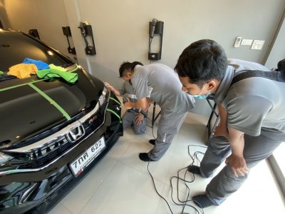 เข้าอบรมศูนย์รถยนต์ BMW Europa Motor หลักสูตรขัดเคลือบสีรถ เคลือบแก้ว