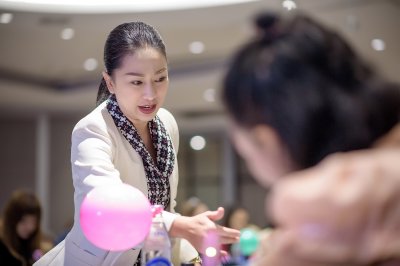 อบรมสักคิ้วสีฝุ่น&สักปาก โดย Candy Academy ประเทศเวียดนาม