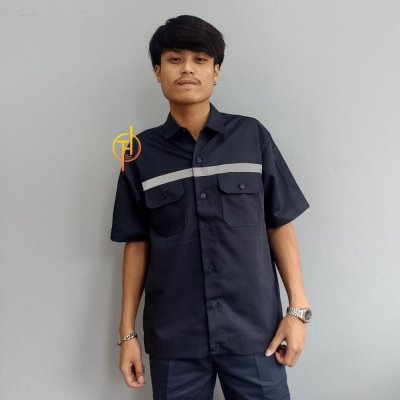 เสื้อช็อป แขนสั้นสีกรม ผ้าคอมทวิว