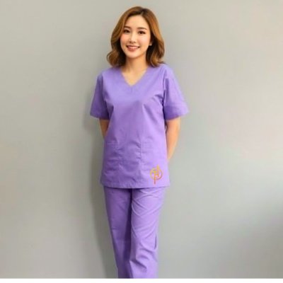 ชุดสครับ สีม่วงอ่อน ผ้าโทเร 210 เส้น