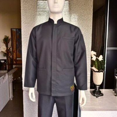 เสื้อแมสเซนเจอร์ คอจีน สีดำ