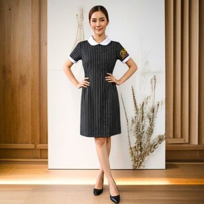 ชุดเดรสแม่บ้านคอบัว สีดำลายริ้วขาว ( ไม่รวมผ้ากันเปื้อน )