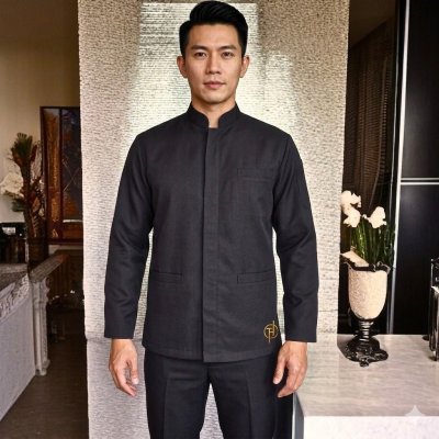 เสื้อแมสเซนเจอร์ คอจีน สีดำ