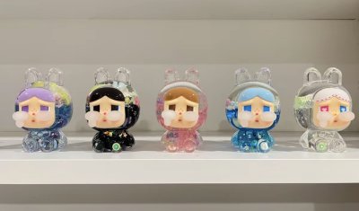 Sparkle Water Resin Collectible (Random Color)