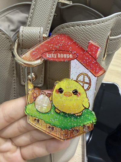 GUGGIG The Chicken Keychain Set