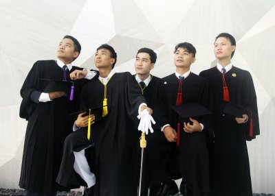 บัณฑิตที่สำเร็จการศึกษา 2559