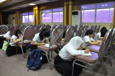 กิจกรรมทดสอบจิตวิทยา แก่ผู้สมัครขอรับทุนมูลนิธิฯ ประจำปี 2561