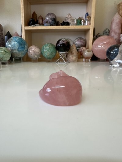 Sleeping Cat Rose quartz carving